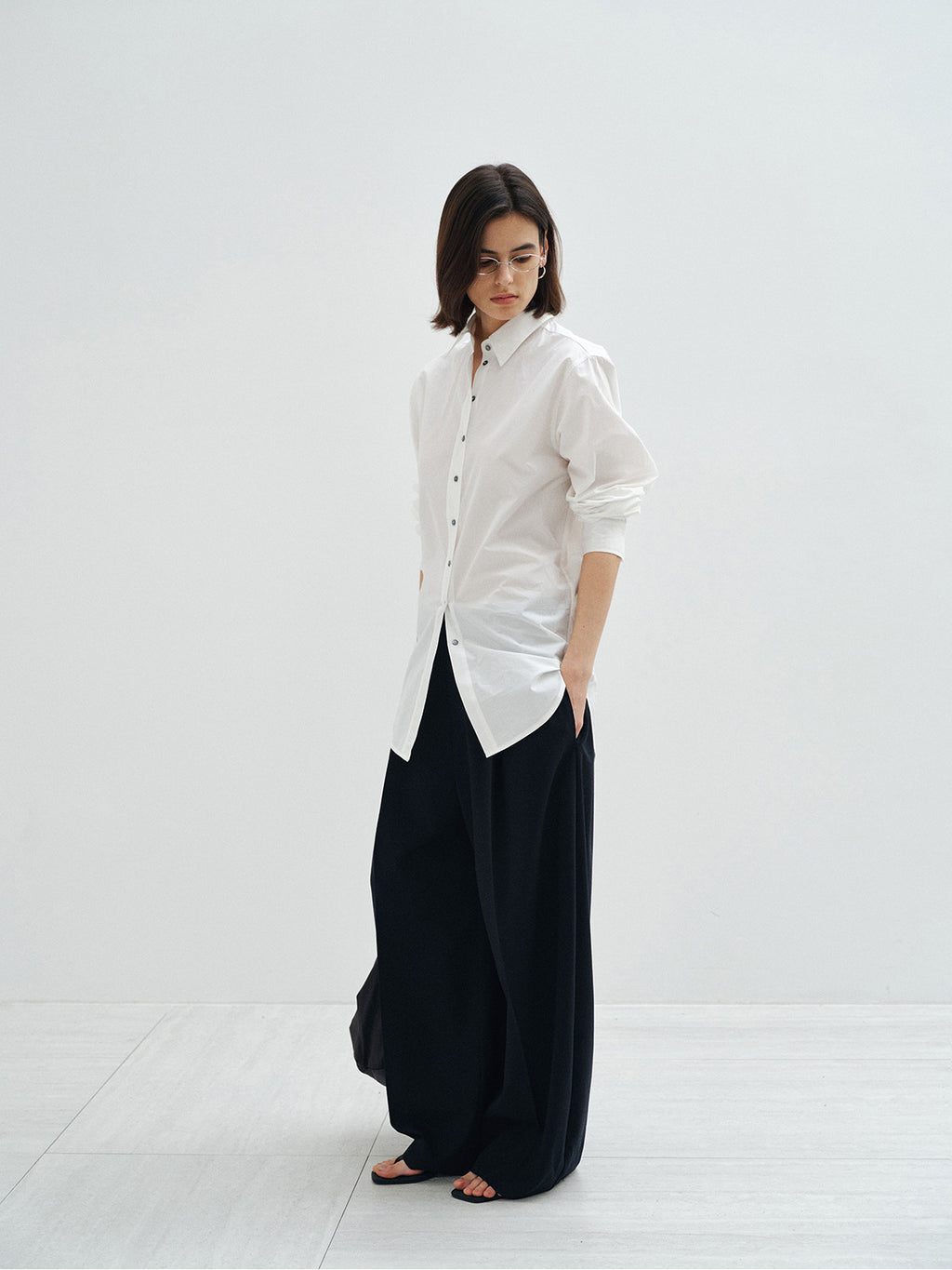 HIGH-DENSITY COTTON WAISTED SHIRT