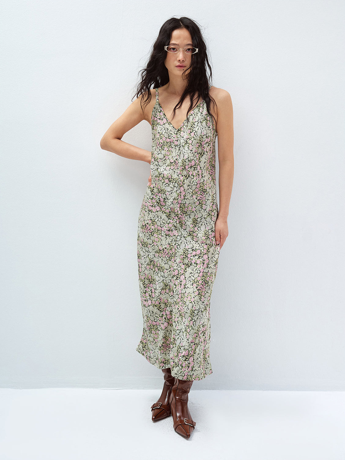 SLEEVELESS OPEN BACK MIDI DRESS