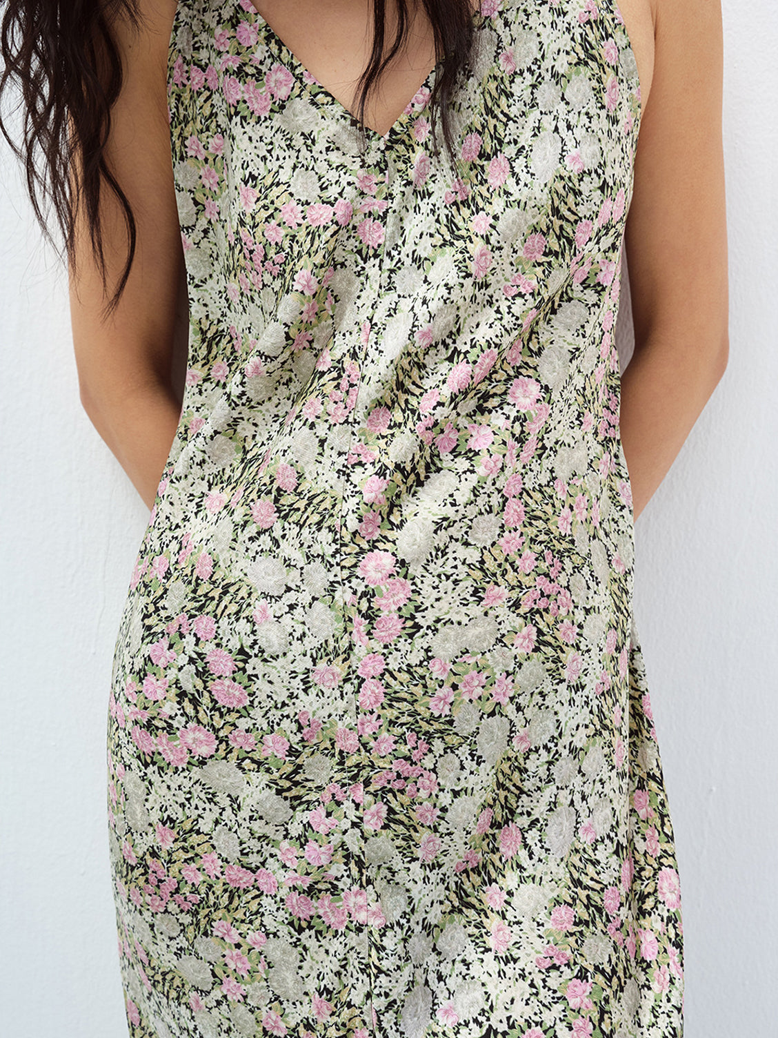 SLEEVELESS OPEN BACK MIDI DRESS